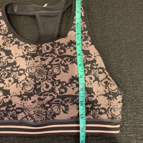 Fabletics Brynn Seamless Sports Bra Pink/Gray - Picture 7 of 7